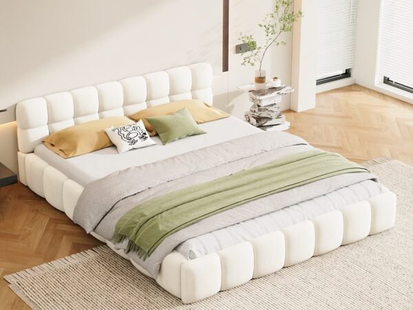 سرير مبطن بتصميم مكعبات "باف" – أبيض كريمي | BED-2985