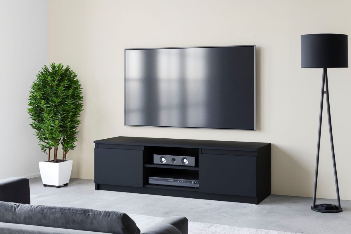 ⁦وحدة تلفزيون مودرن بتصميم عملي ودلف مزدوجة | TVU-6769⁩ - الصورة ⁦1⁩