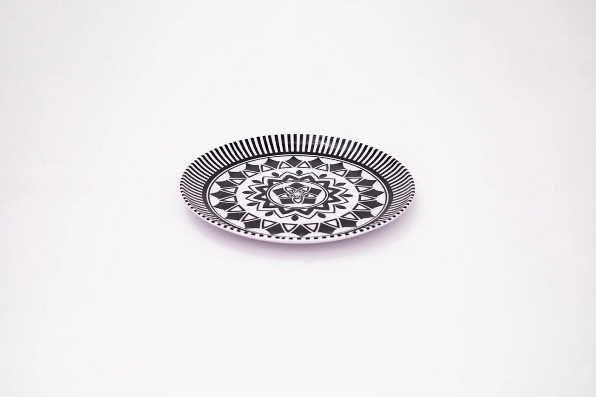 Black & White - Dinner Plate Set - 26 cm - Image 1