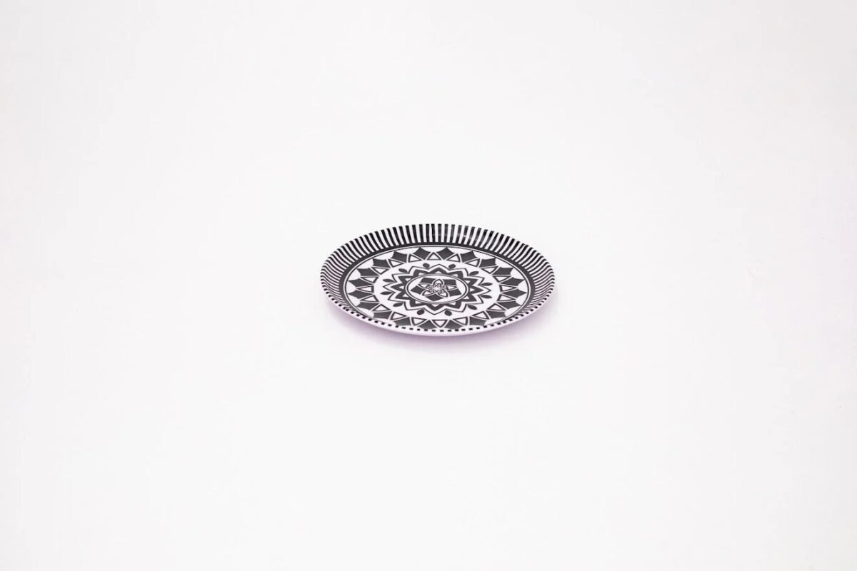 Side Plate Set - 6 Pieces - 18 cm - Image 1